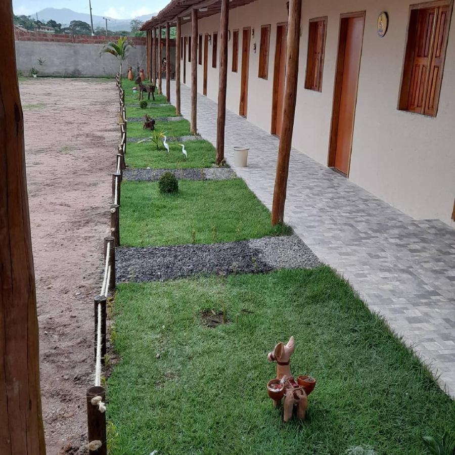 Pousada Meu Canto Iguaí Екстериор снимка